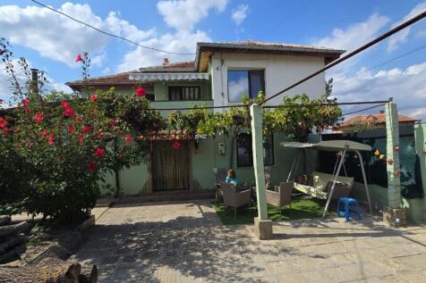 Property Image 4