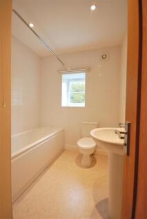 Bathroom.JPG