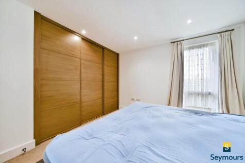 Built In Wardrobes