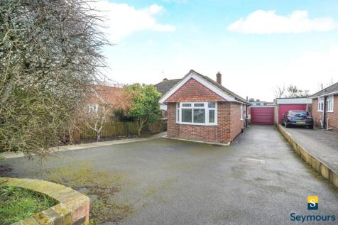 Driveway/Garage
