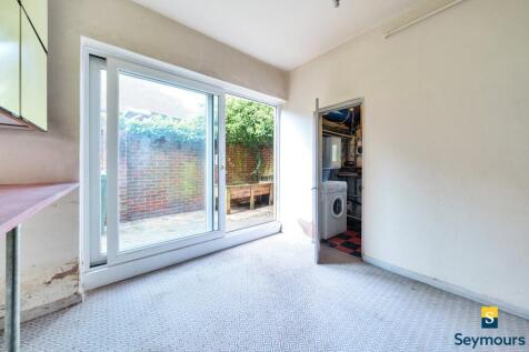 Sun Room/Utility