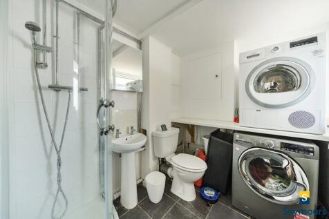 Shower/Utility