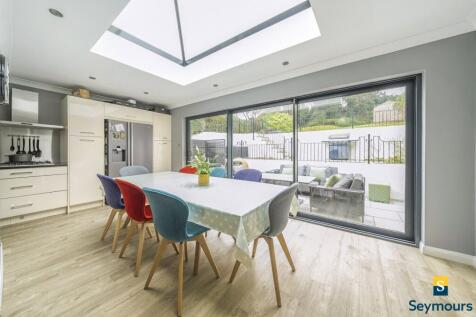 Open Plan Dining