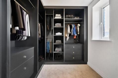 Walk In Wardrobe