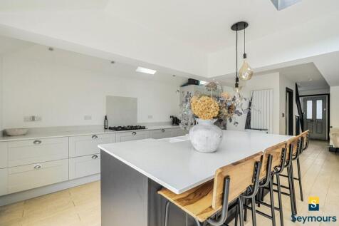 Breakfast Bar