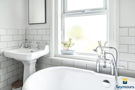 Rolltop Bath