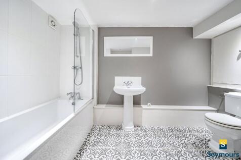 En-Suite Bathroom