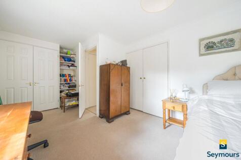 Built In Wardrobes