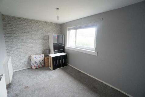 bedroom1.jpg