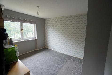bedroom2.jpg
