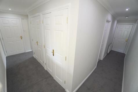 hallway.jpg