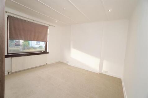 bedroom1.jpg