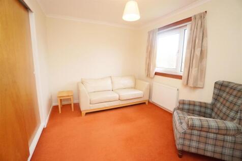 bedroom2.jpg