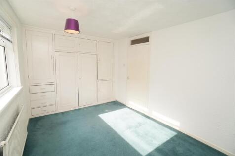 bedroom1.jpg