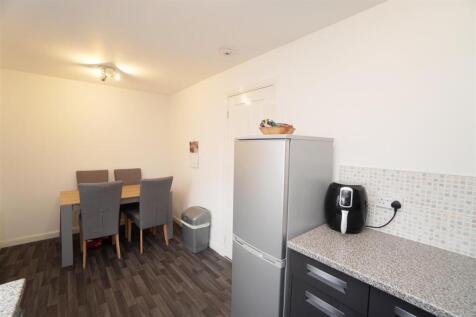 kitchen-dining.jpg