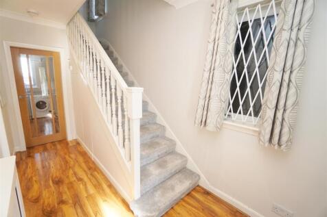 hallway1.jpg
