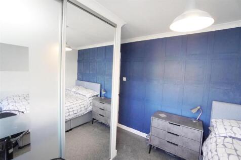 bedroom(2).jpg