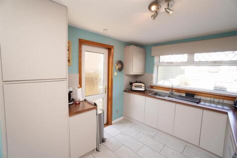 kitchen1.jpg