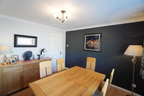 dining room.jpg
