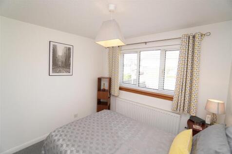 bedroom2.jpg