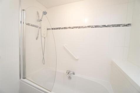 bathroom1.jpg