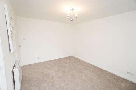 lounge1.jpg