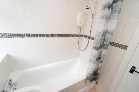bathroom1.jpg