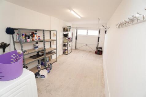 garage.jpg