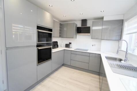 kitchen1.jpg