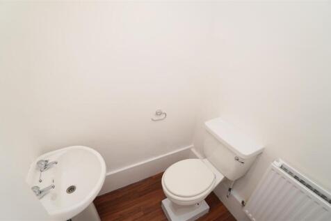 downstairs WC.jpg