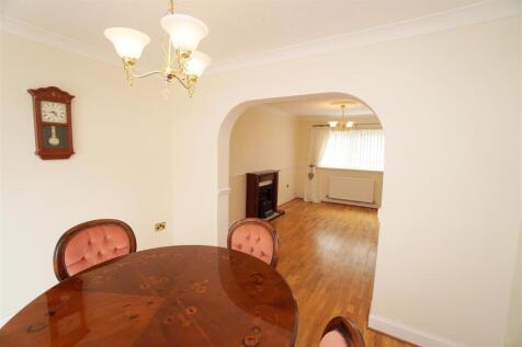 dining room1.jpg