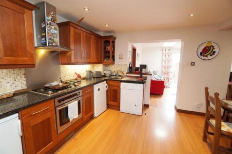 kitchen1.jpg