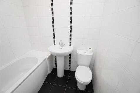 bathroom1.jpg