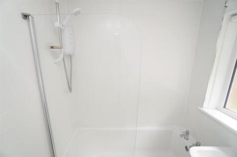 bathroom1.jpg