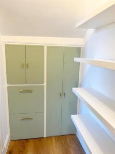 pantry1.jpg