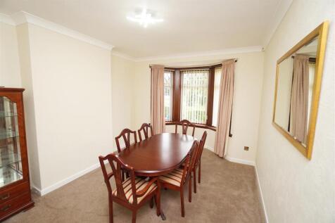 DINING ROOM.jpg