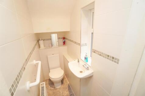 DOWNSTAIRS WC.jpg