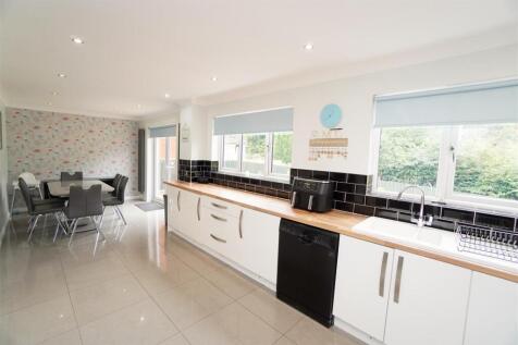 kitchen-dining.jpg