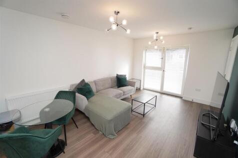 lounge1.jpg