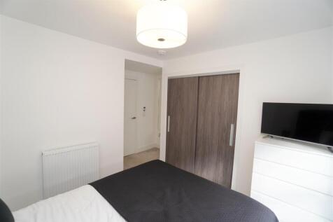 bedroom2.jpg