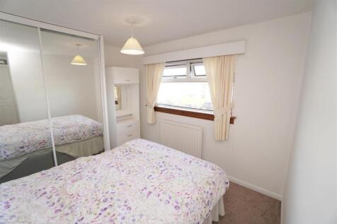 bedroom2.jpg