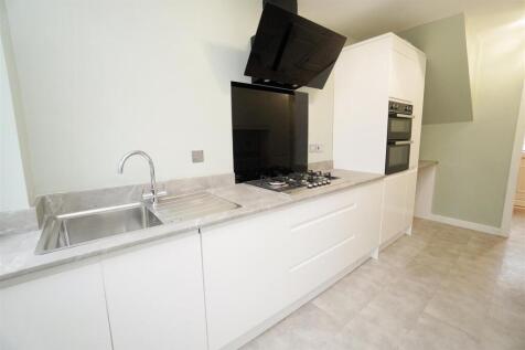 kitchen2.jpg