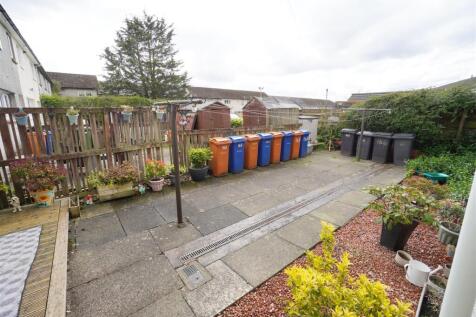 shared garden area.jpg