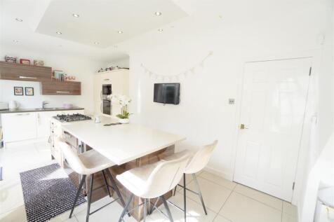 kitchen1.jpg