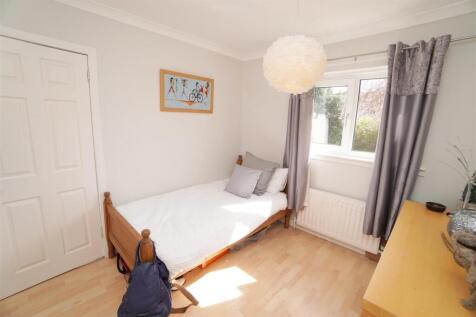 bedroom4.jpg