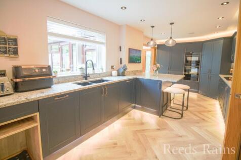 Kitchen/Breakfast