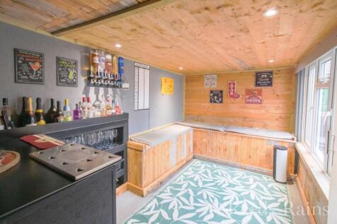 Outdoor Bar