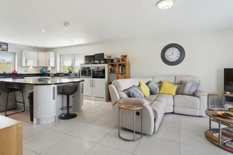 Open Plan Kitchen Dining Living Area