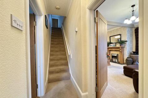 RECEPTION HALLWAY