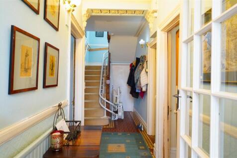 RECEPTION HALLWAY
